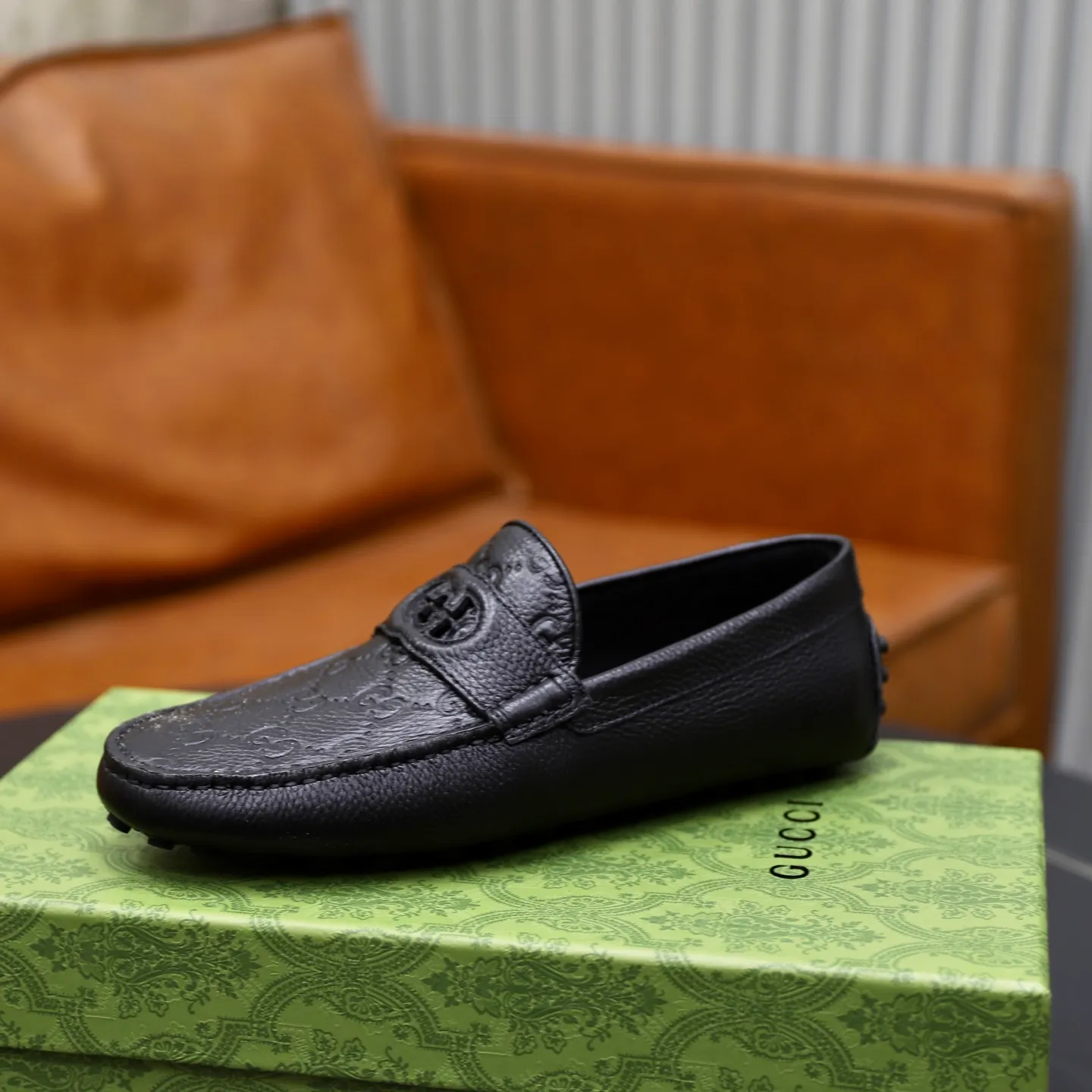 Ex-factory price: 460💰[GUCCI] Gucci ⚠️High-end men’s driving and pedal series ⚠️38-44 (customized for 45) ⚠️All original cowhide leather! Thick and soft! Made entirely of calfskin lining! Rubber sheet anti-slip beanie sole! Three-dimensional package technology! Fashionable and classic! Handicrafts! Original high quality! Feel free to compare!
